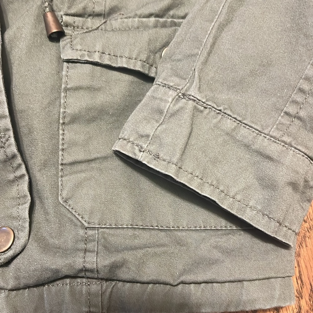 Jacket - Picture 5 of 7